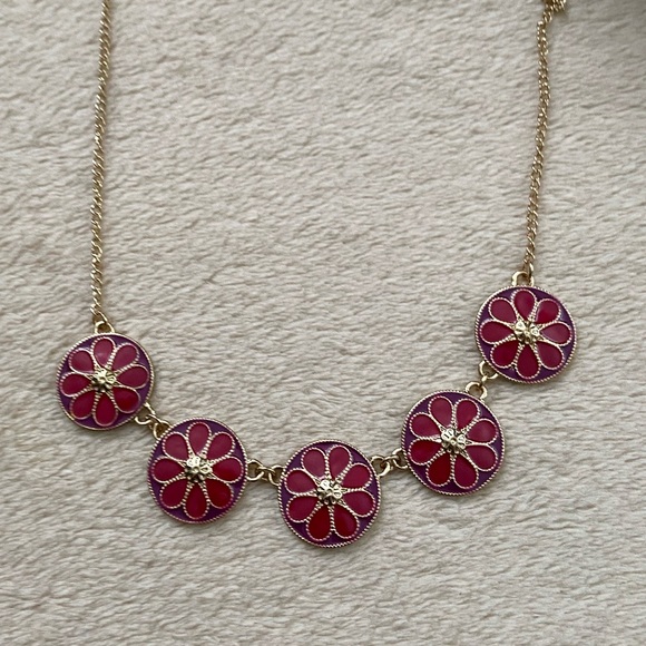 Necklace - Picture 2 of 6